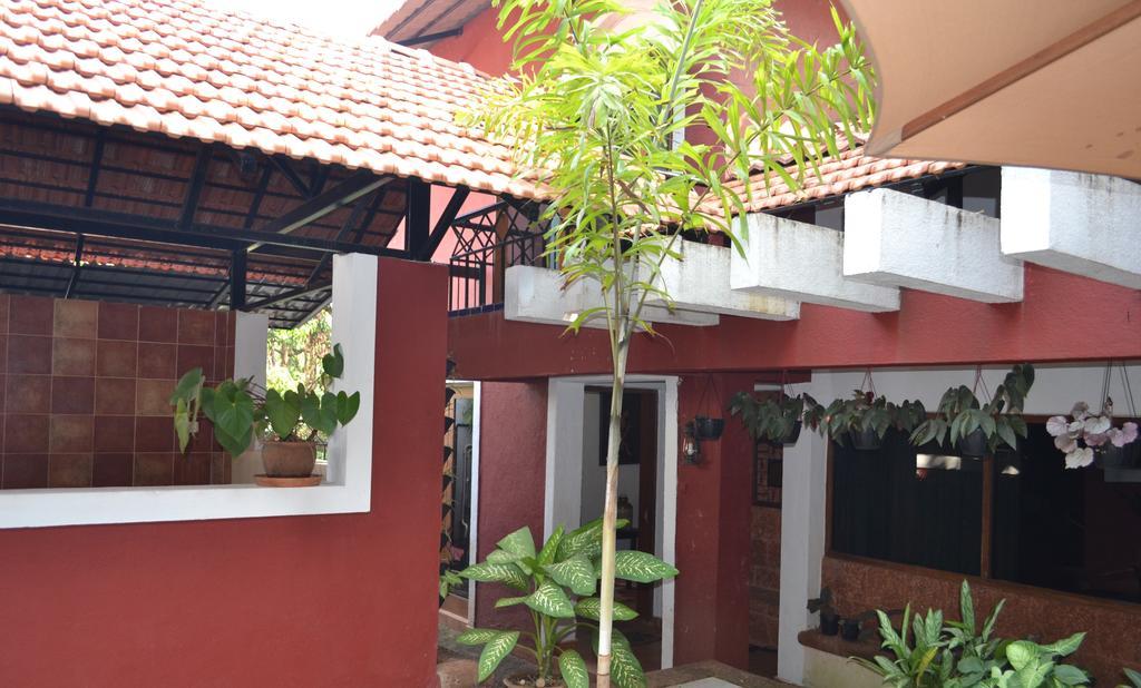 Casa Tropicana - Hotel & Homestays Panaji Esterno foto